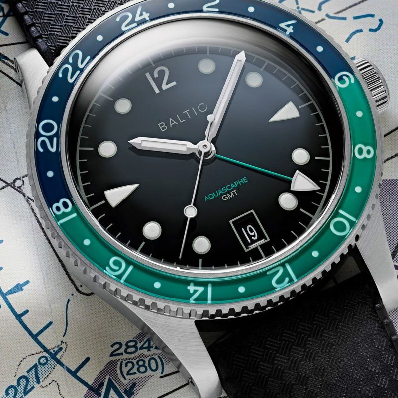 バルチック アクアスカーフ GMT グリーン/ブルー オートマチック ブラックラバーベルト 商品詳細画像