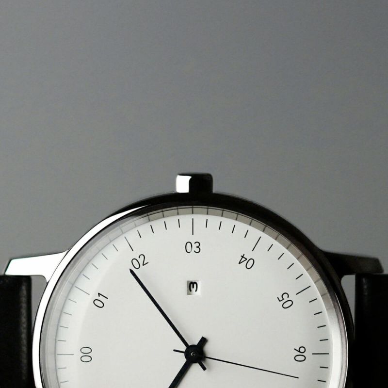 SK01ホワイト ブラックシープスキンレザー シルバー鏡面 腕時計 メンズ
