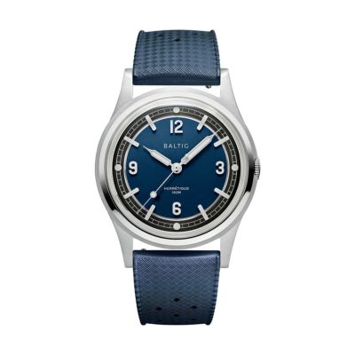 BALTIC WATCHES / バルチック エルメティック ツアラー ブルー ダイヤルトロピックラバーベルトの公式ECサイト掲載画像