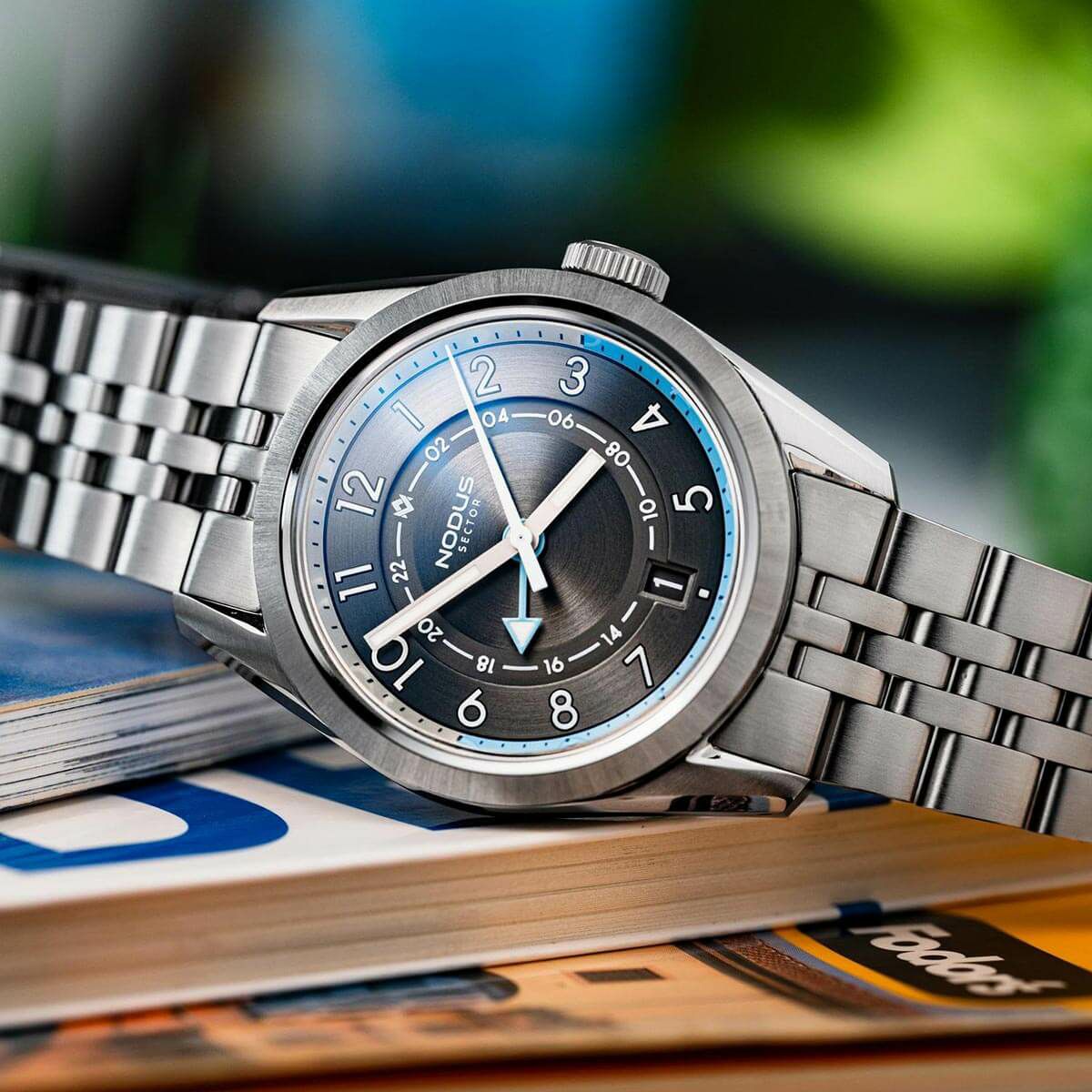 NODUS Watches / ノダス ウォッチ SECTOR GMT - METRO STAINLESS STEEL 