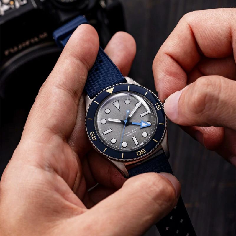 UNDONE / アンダーン ベースキャンプ エクスプローラー メンズ腕時計